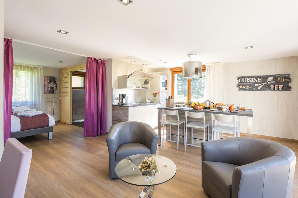 Logis Hotel Le Relais Du Bois Vialotte Шамбон-сюр-Линьон Экстерьер фото